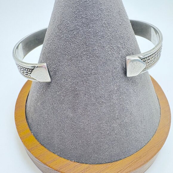 VTG Sterling Silver 925 Intricate Textured Open Cuff Bracelet Size 7.5" Fit - Picture 4 of 10